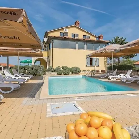 Villa Una Apartments