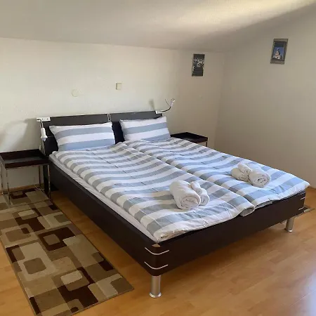 Villa Una Apartments *