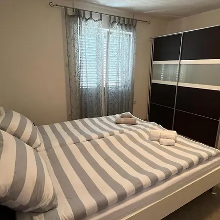 Appartement Villa Una Apartments *